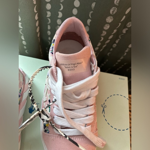 Off-White c/o Virgil Abloh | “Adam is Eve” | Limited Edition Trainers EU36/US5.5 - Picture 2 of 8